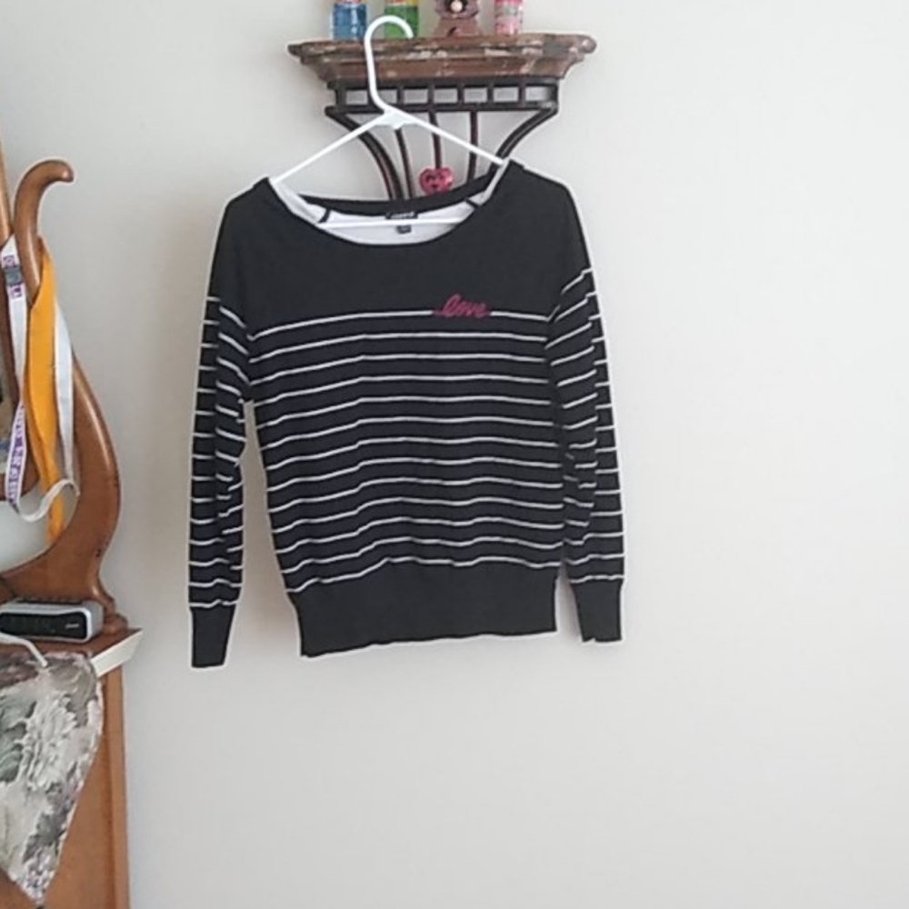 Black long sleeve shirt